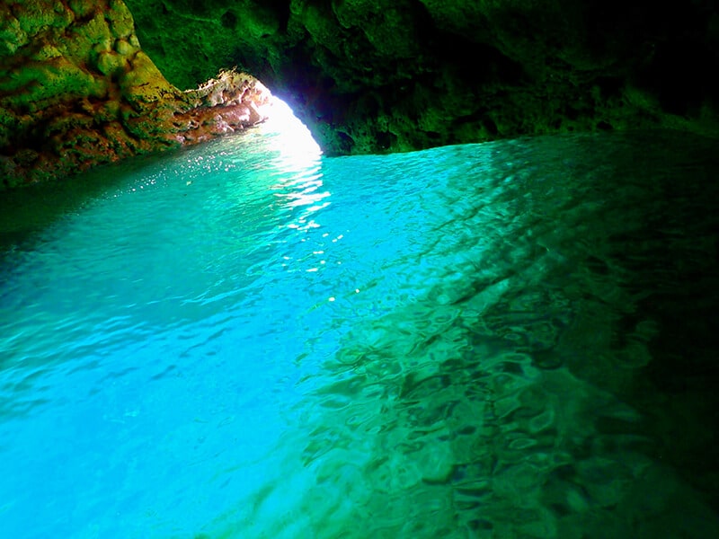 沖縄青の洞窟場所